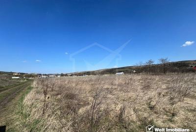 Teren intravilan, 1860 mp, cartierul Sopor - 3