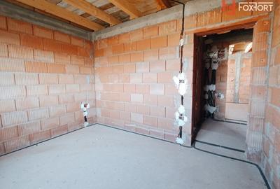 Apartament cu 3 camere 72 mp cu gradina 100 mp in Giroc - V2809 - 7