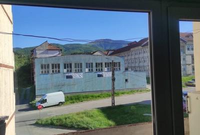 Apartament cu 4 camere decomandat în Central - 7