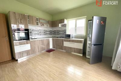 Casă individuală cu 7 camere cu Canalizare în Dumbrăvița - 9