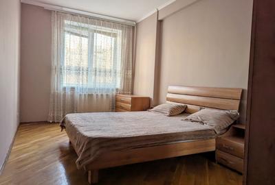 Apartament cu 2 camere decomandat în Astra