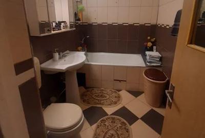 Apartament cu 2 camere decomandat, mobilat în Văcăresti - 2