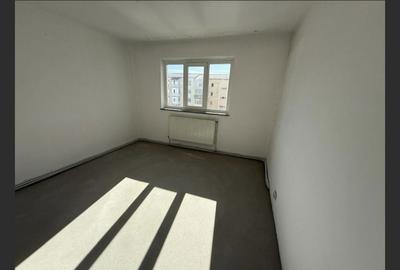 Apartament cu 2 camere decomandat în Central - 6
