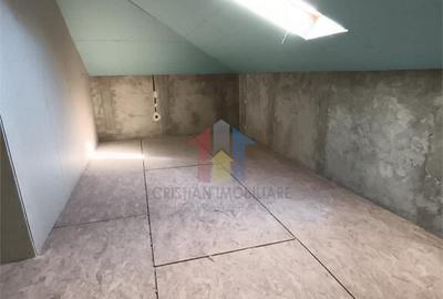 Casă cu 6 camere cu Teren 512 Mp în Central - 10