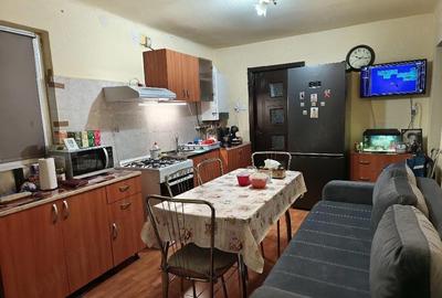 Casă cu 2 camere cu Teren 256 Mp în Girocului
