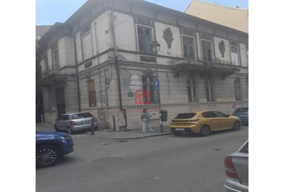 Casă cu 10 camere cu Teren 250 Mp în Magheru