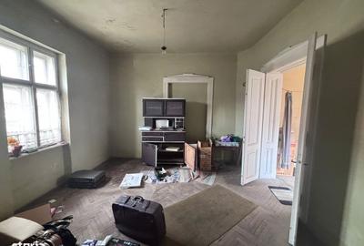 Casă cu 4 camere decomandat cu Teren 450 Mp în Budai - 6