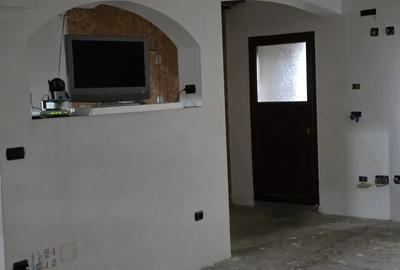 Vand sau schimb casa semicentrala Tg-Jiu - 3