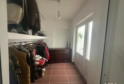 Casă cu 3 camere cu Teren 250 Mp în Central - 6