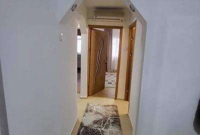 Apartament cu 3 camere în Marghiloman