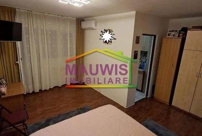 5 min metrou gars Cf.1 cu balcon etaj 3/10 pe mijloc de bloc mixt1978 - 2