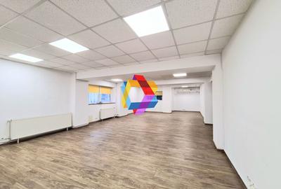 Birou, de 130 mp, în Centrul Civic - 3