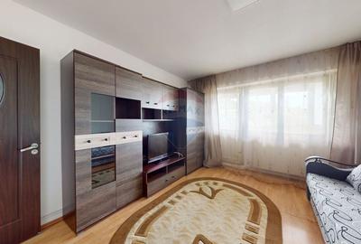 Apartament cu 2 camere decomandat în Răcădău
