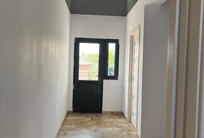 Direct proprietar vând vilă  P+1 în Lumina - 5