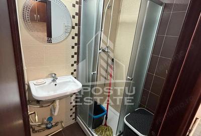 Garsonieră decomandată, mobilată în Vest - 9