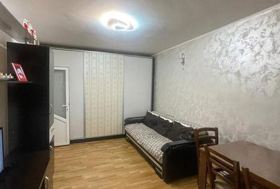 Apartament cu 3 camere decomandat în Central - 1