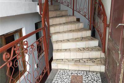 Casă cu 4 camere cu Teren 119 Mp în Hunedoara - 8