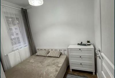 Garsonieră decomandată în Central - 2