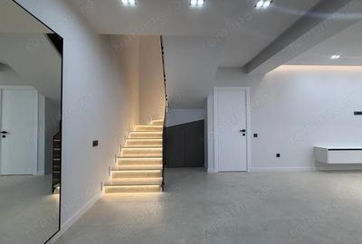 Casă cu 5 camere cu Teren 350 Mp în Dumbrăvița - 2