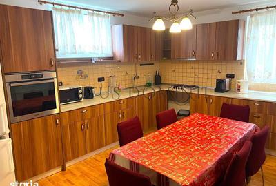 Casă cu 6 camere cu Teren 500 Mp în Oncea