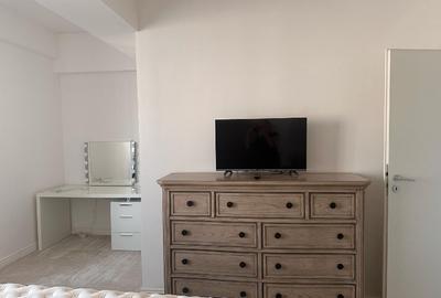 Apartament cu 2 camere semidecomandat, mobilat în Decebal - 6