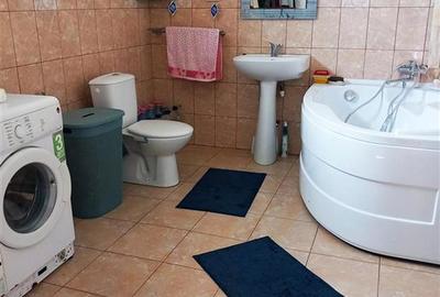 Casă individuală cu 6 camere cu Canalizare în Cazasu - 12