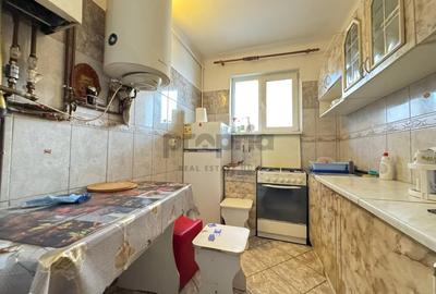 Apartament 3 camere de inchiriat - Brasov, zona Tractorul Apartament 3 camere de inchiriat - Brasov, zona Tractorul - 8