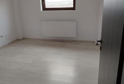 Apartament cu 3 camere semidecomandat în Miroslava - 9