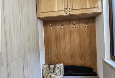 Casa renovata 200mp pe 2 niveluri,parcare, curte cu foisor,Centru, str.Nicolae B - 25