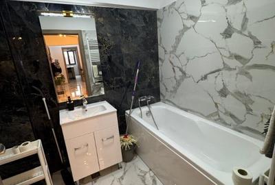 Apartament cu 3 camere decomandat în Central - 2