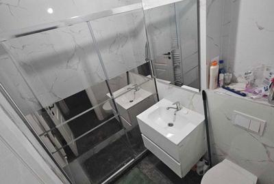Apartament cu 3 camere semidecomandat în Central - 7
