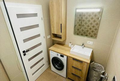 Apartament cu 3 camere decomandat, mobilat în Alfa - 1
