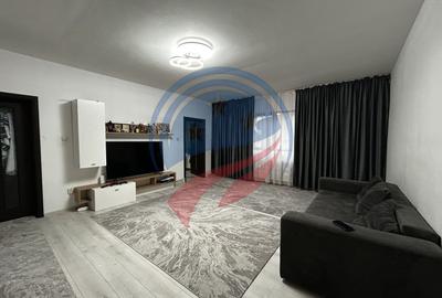 Casă cu 6 camere cu Canalizare în Exterior Est - 1