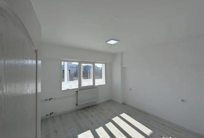 Apartament cu 3 camere decomandat în Obor - 13