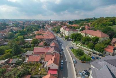 Casa / Vila cu 4 camere de vanzare Ultracentral Str. Louis Pasteur - 26