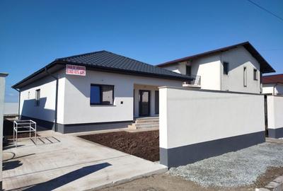 Casă cu 4 camere în Cumpăna - 4