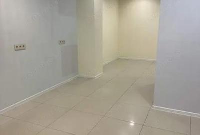 Spațiu comercial, de 26 mp, în Ștefan cel Mare