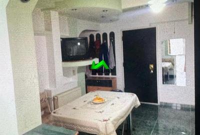 Apartament de vanzare 2 camere Vasile Aaron - 2
