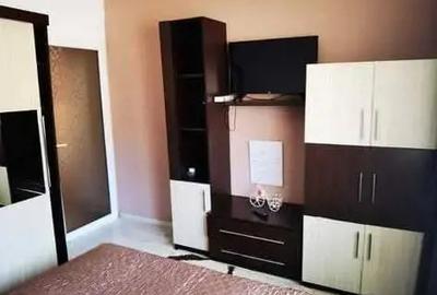 Apartament ultracentral in Petro?ani, de vanzare sau inchiriere 300 euro pe luna - 2