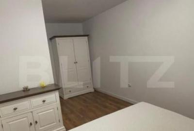 Apartamentcu cu 3 camere, 55 mp, etaj intermediar, garaj, zo - 3