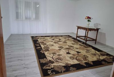 Casă cu 4 camere cu Teren 1200 Mp în Central - 5