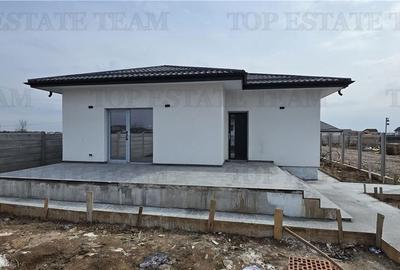 Casă cu 4 camere în Olteni - 8