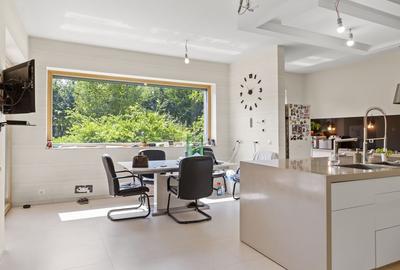 Casă individuală cu 8 camere cu Canalizare în Iancu Nicolae - 3