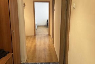 Apartament cu 4 camere în Progresul - 2