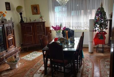 Apartament cu 3 camere în Tractorul - 9