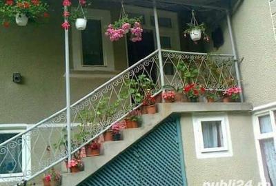 Casă cu 3 camere în Câmpeni - 2