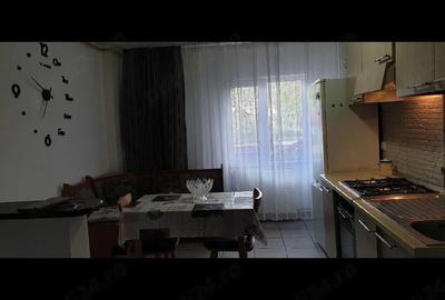 Apartament cu 2 camere decomandat în Petros - 2