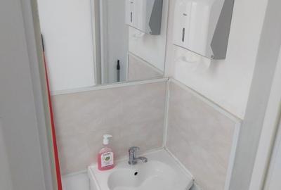 Spațiu comercial, de 24 mp, în Tineretului - 4