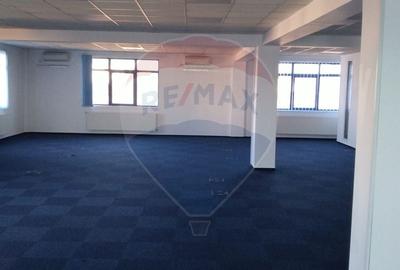 Spatiu birouri de 237mp de inchiriat in zona Calea Dumbravii