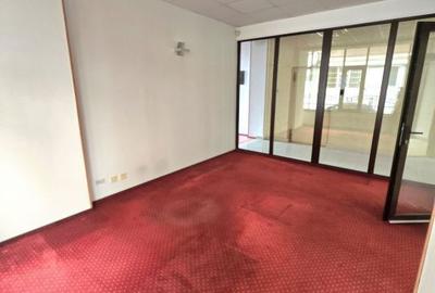 Spațiu comercial, de 393 mp, în Ultracentral - 9